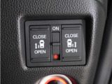 ◆両側電動スライドドア◆狭い駐車場でも乗り降りが楽々♪お子様が隣の車にドアを当ててしまう心配もございません!小さなお子様連れの方もこれで安心。