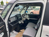 自社工場完備ですので車検、点検、修理、板金などすべてお任せください。タイヤ、オーディオなどの販売もさせて頂いております。是非、ご相談ください。