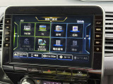 日産純正メモリーナビ。操作も簡単なタッチパネルです。