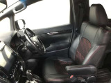 高いホールド性で運転姿勢が安定します。長距離ドライブでも疲れにくいのが魅力です。快適なドライビングライフをお送りください♪
