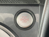 ●Start/Stop●ブレーキを踏みボタンを長押しするだけで、キーの抜き差しなく簡単にエンジンをかける事が出来ます。