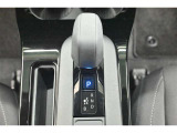 『トヨタ認定中古車』3つの安心を1台にセット!1.徹底した洗浄 2.車両検査証明書つき 3.ロングラン保証つき 全てをクリアした【安心】の証!詳しくスタッフまでお気軽にお問い合わせ下さい。
