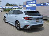 SUBARUは安心安全をご提供するため視界の良さにこだわった車作り。後方視界も良好です。