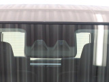 安全装備次世代スマートアシスト付です。毎日の運転で感じる不安や緊張を減らしヒヤッとするシーンの回避をサポートします。みんなに安全・安心を。