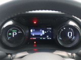 メーターはスッキリとしたデザインで、とても見やすく、安全運転のお役に立ちます。