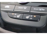 シートヒーター装備付き車!!座席に埋め込まれた電熱線によりシートを暖めることが出来る装備で、温められたシートは、寒い冬には最適です!!
