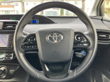 握りやすいステアリングで、快適なドライビングを実現。操作性にも優れており、運転の楽しさを高めます。