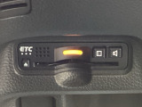 ETC車載器付。ETCが使用可能な道路通行料はキャッシュレスでスマートに走行できます。再セットアップして納車致します。