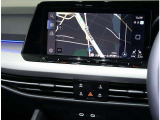 VW純正インフォティメントシステム「DiscoverPro」大変使いやすいタッチパネル型ナビゲーションでETC2.0とバックカメラが付いています。