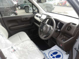 お車は一生の内にそう何度も買いなおされるものではありません。なので後悔の無いお車選びとカーライフ私たちケイスマイルにサポートさせて下さい!