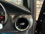 メルセデス・ベンツの定める厳しい基準をクリアしたお車のみをご案内させて頂きます。「認定中古車」は納車前整備がポイントです。販売するに相応しい車両の選定と、納車前整備に力を注いでおります。