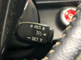 【クルーズコントロール】高速道路もラクラク走行。アクセルを離しても一定速度で走行ができ、長距離運転時の負担を軽減!加速・減速も簡単なスイッチ操作で調整できます。