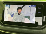 停車中には、TVの視聴が可能です。移動中の待ち時間を有効活用できます。家族や友人と一緒に、楽しい時間を過ごせるでしょう。快適な車内空間を演出。