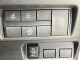 運転席側から両側スライドドアの開閉できます