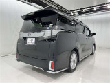 走りにこだわりながら収納力も持ち合わせたお車です。