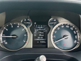 【スピードメーター】メーターがシンプルで見やすく運転しやすいですね。