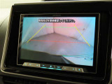 バックモニターを装備しております
