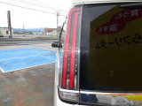 全体的に色あせや大きなダメージもなく、大切に乗られてきたことが伺える綺麗な外装です。納車前にはさらに丁寧に磨き上げて仕上げます!