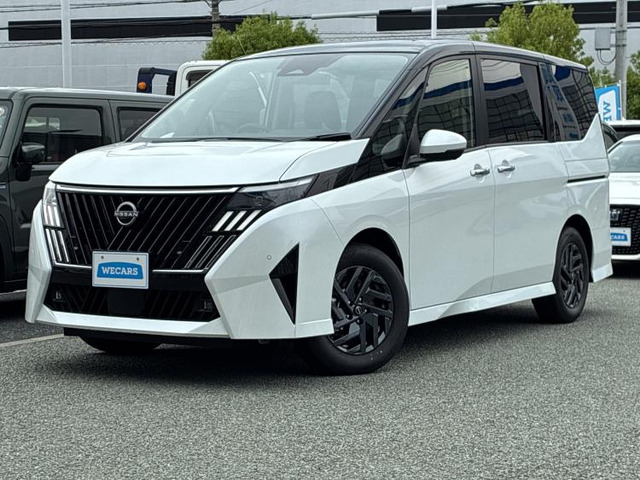 セレナ 1.4 e-POWER ハイウェイスターV