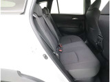 <車内>お友達と一緒に行くお買い物でも、荷室があるので、帰りもゆったり帰れそうですね。お子様と一緒のお出掛けでも役立ちそうです。