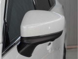 【ドアミラーウインカー】格好良さだけではなく対向車両からの視認性もよく安全に走行する為の安全装備のひとつです。