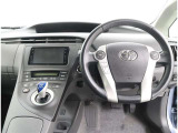 運転席からの操作もしやすいインパネ配置と、見切りのいいアイポイントですので、お車の操作性にも優れていますよ!快適・安心・安全です!!