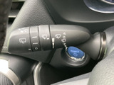 雨の日の運転をサポート!ワイパーの操作は簡単にでき、視界をクリアに保てます。雨天時でも快適なドライブを楽しめますよ。