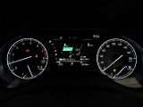 展示車は全てトヨタの車を知り尽くしたエキスパートが基本性能に関わる機能や状態を徹底的にチェックしています。消耗部品の事前交換など法定12ヶ月点検相当の点検・整備を必ず実施しています。