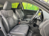 運転席シート廻りは使用感も少なく、良好な状態となっています。前オーナー様が丁寧に使っていたことがよくわかりますね。