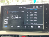 ラジオや音楽を楽しめるオーディオ画面です。AM/FMはもちろん、様々なソースに対応し快適なドライブをサポートします。使いやすいインターフェースも魅力です。
