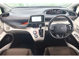 見通しのよいすっきりとした視界で、運転もしやすいです。