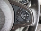 ◆アダプティブクルーズコントロール◆予め設定した車速内でクルマが自動的に加減速。前走車との適切な車間距離を維持しながら追従走行します。【LKAS】車線維持支援システムでステアリング操作を支援。