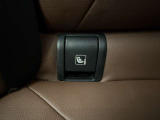 弊社お客様より頂いた下取車やデモカーが在庫の殆どを占めています。車の経歴や整備記録が分かり、ご安心してお車をお選び頂ける正規ディーラーならではのラインナップでございます。
