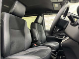 見通しのよいすっきりとした視界で、誰でも運転しやすいです。運転のしやすさは疲れにくさにも繋がりますよ♪