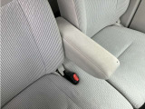 アームレスト付きです!運転の疲労を軽減してくれます♪