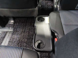 2列目サイドテーブルあり 車内での休憩便利です