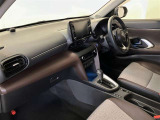 見通しのよいすっきりとした視界で、誰でも運転しやすいです。運転のしやすさは疲れにくさにも繋がりますよ♪