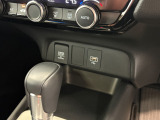 スマートフォンやタブレット等の充電が可能なUSBポート付きです。好きな音楽も一緒に連れ出せますよね。