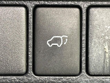 【パワーバックドア】スマートキーや運転席のボタンを押すだけでリアゲートが自動で開閉します!荷物を持っている時や、高い位置にあるバックドアを閉める際に便利な機能です♪