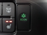 エンジン、エアコンなどを制御し低燃費な『ECONモード』に、また走りを楽しみたいとき、空調など快適性を重視したいときにはスイッチOFFで通常モードに切り替えができます!