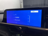 ブルートゥースに接続することにより、スマホに入ったお気に入りの音楽を車内で楽しむことができます♪あると本当に便利な機能になっています!