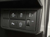 【横滑り防止機能】滑りを感知すると、自動的に車両の進行方向を保つ様に制御してくれます!
