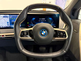 BMW Premium Selection 江戸川は、約20台の展示スペースがあり、常時新車拠店より厳選された認定中古車が続々と入庫しております。