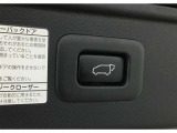 ボタン一つでバックドアの開閉が可能です