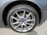 サビに強い純正アルミホイール。デザインも車体とベストマッチ。