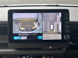 バックでの駐車が苦手な方や運転にあまり自信のない方でも後方の視界をしっかりサポート。安心して車庫入れが出来るバックカメラを装備しています!