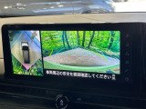 【アラウンドビューモニター】専用のカメラにより、上から見下ろしたような視点で360度クルマの周囲を確認することができます☆死角部分も確認しやすく、狭い場所での切り返しや駐車もスムーズに行えます。