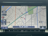 目的地への道案内をスムーズに行えるナビゲーションシステム。高精細な地図表示で、初めての場所でも安心です。ドライブの計画も立てやすくなります。