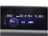 「時計」や「燃費」などの基本画面を表示させるほか、「時刻/日付設定」などの各種項目の設定(カスタマイズ)が行えるマルチファンクションディスプレイです。