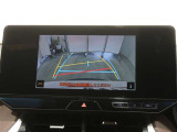 バックガイドモニターで、後方を確認しながら安心して駐車することができます。運転初心者も熟練者も必須の機能ですよ!